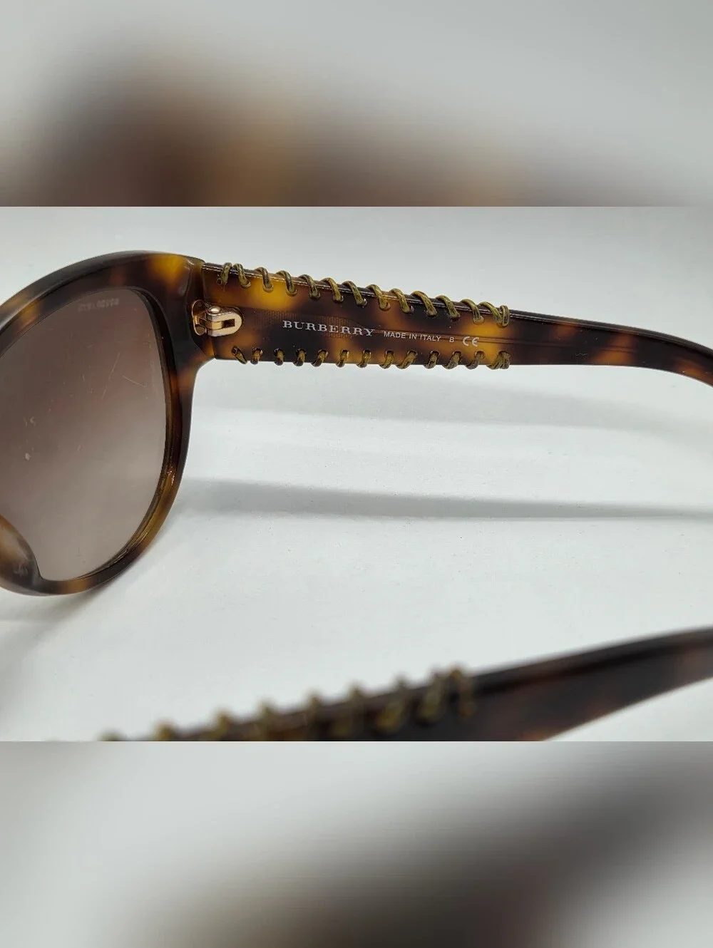 Burberry B4121-Q Leather Whipstitch Sunglasses Brown Tortoise Shell W/ Snapcase